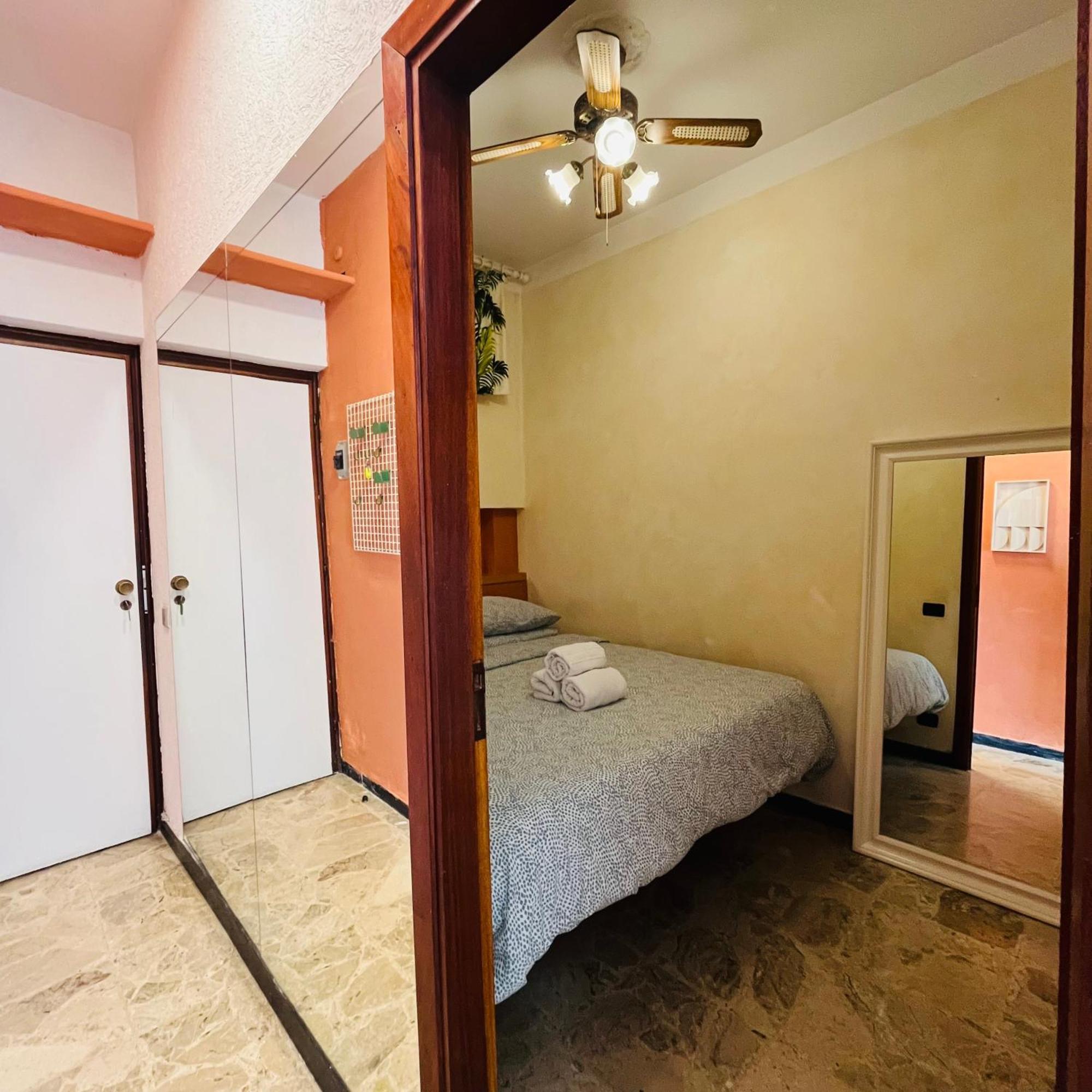 Lo Scoglio Apartment *